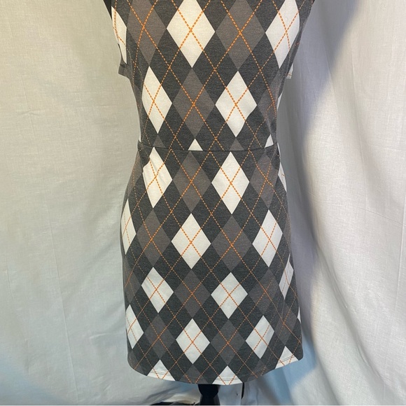 Arizona Diamond Print Gray and White Square Neck Midi Dress - Picture 7 of 8